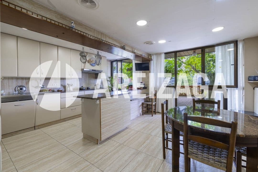 7 soveværelse Byhus til salg i Donostia-San Sebastian med swimmingpool - € 1.200.000 (Ref: 9148719)