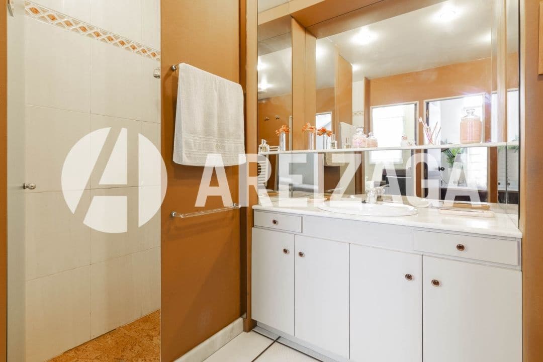 7 soveværelse Byhus til salg i Donostia-San Sebastian med swimmingpool - € 1.200.000 (Ref: 9148719)