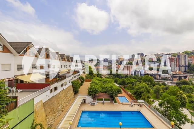 7 bedroom Townhouse for sale in Donostia-San Sebastián with pool - € 1,200,000 (Ref: 9148719)