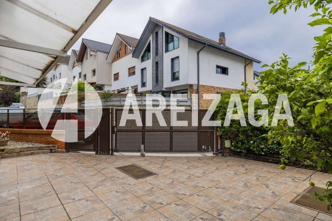 7 soveværelse Byhus til salg i Donostia-San Sebastian med swimmingpool - € 1.200.000 (Ref: 9148719)