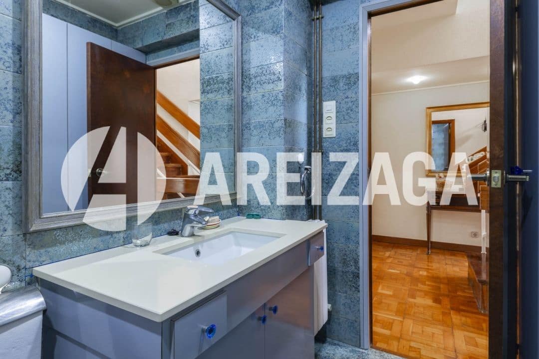 7 soveværelse Byhus til salg i Donostia-San Sebastian med swimmingpool - € 1.200.000 (Ref: 9148719)