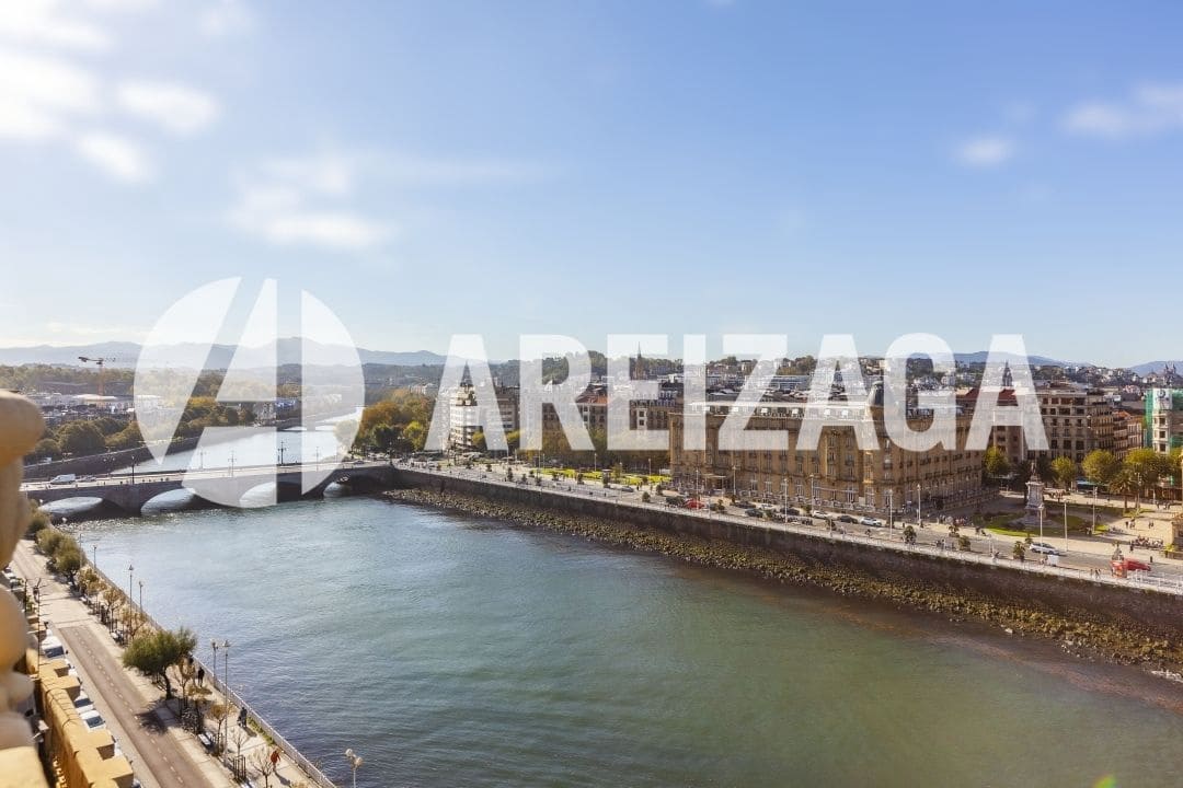 3 sypialnia Mieszkanie na sprzedaż w Donostia-San Sebastian - 1 600 000 € (Ref: 9186533)