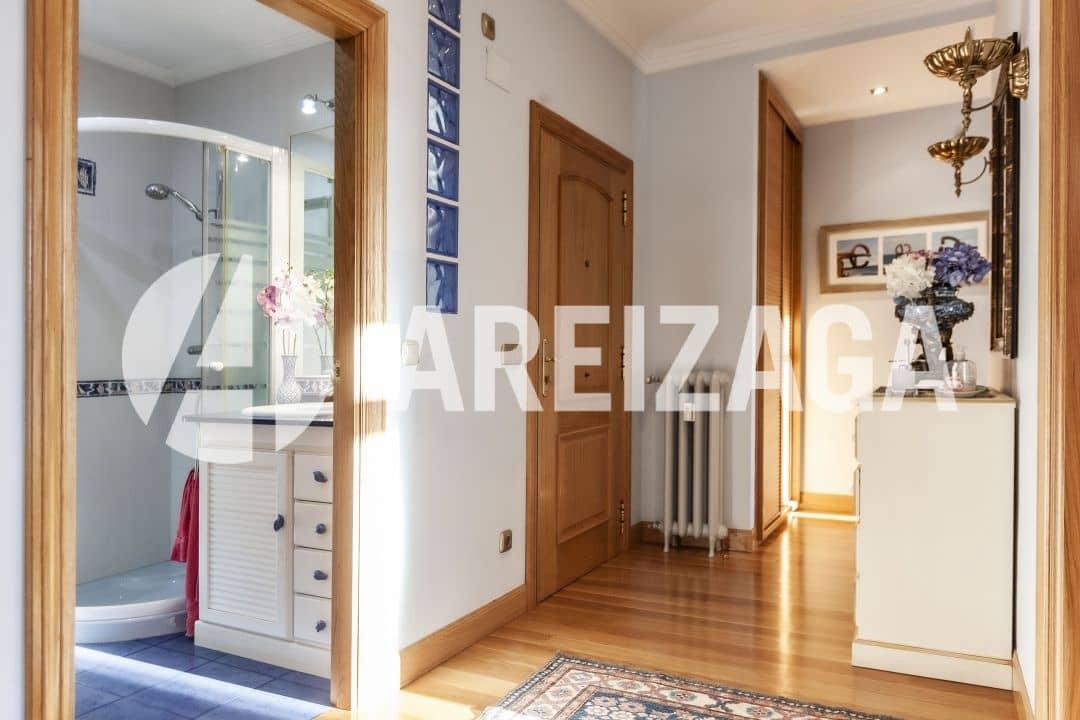 3 sypialnia Mieszkanie na sprzedaż w Donostia-San Sebastian - 1 600 000 € (Ref: 9186533)