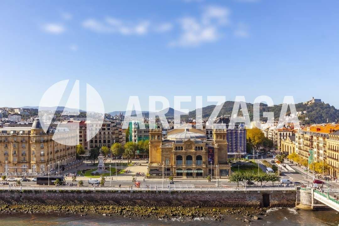 3 sypialnia Mieszkanie na sprzedaż w Donostia-San Sebastian - 1 600 000 € (Ref: 9186533)