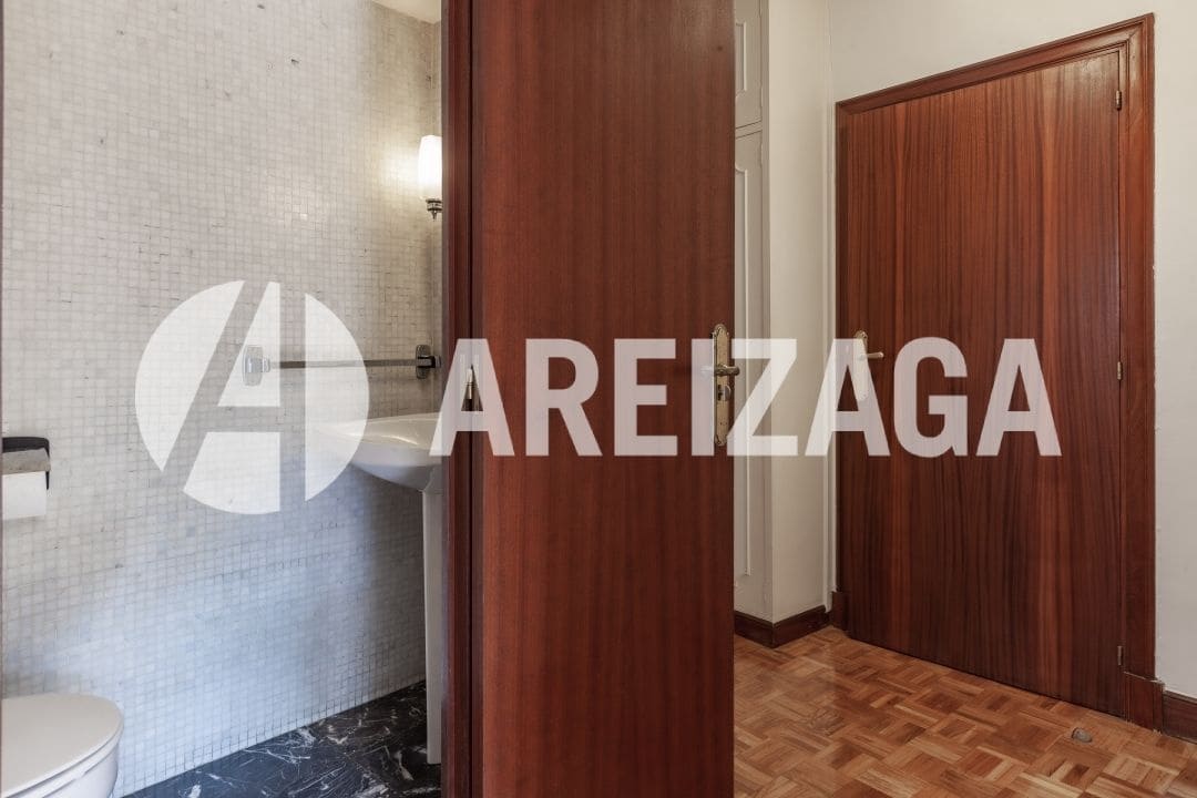 3 sypialnia Mieszkanie na sprzedaż w Donostia-San Sebastian - 610 000 € (Ref: 9205660)