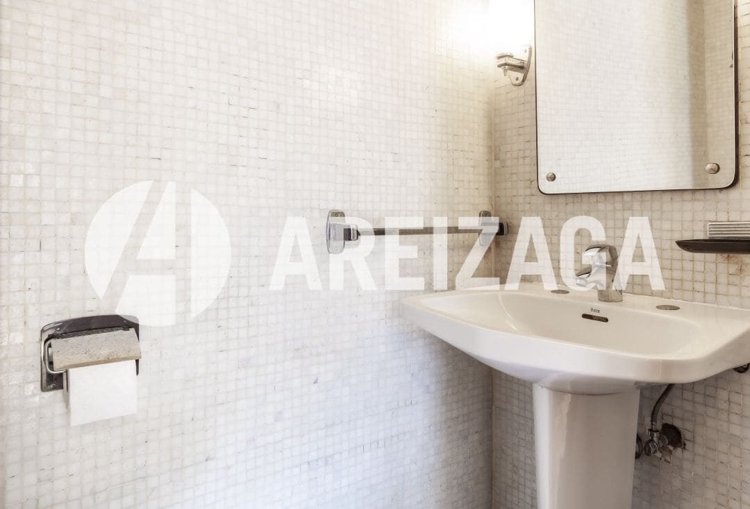 3 sypialnia Mieszkanie na sprzedaż w Donostia-San Sebastian - 610 000 € (Ref: 9205660)