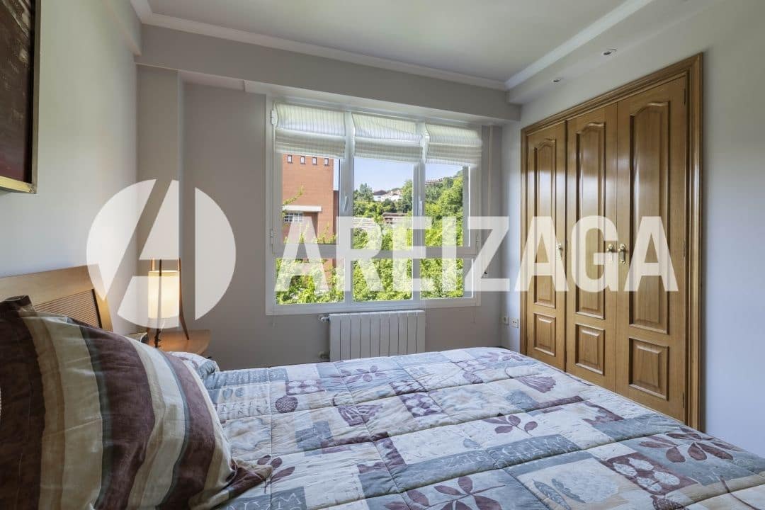 3 bedroom Flat for sale in Donostia-San Sebastian - € 1,250,000 (Ref: 9206109)