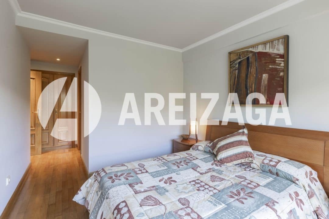 3 bedroom Flat for sale in Donostia-San Sebastian - € 1,250,000 (Ref: 9206109)