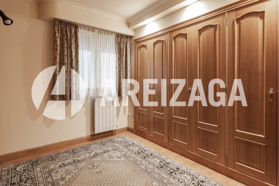 3 bedroom Flat for sale in Donostia-San Sebastian - € 1,250,000 (Ref: 9206109)