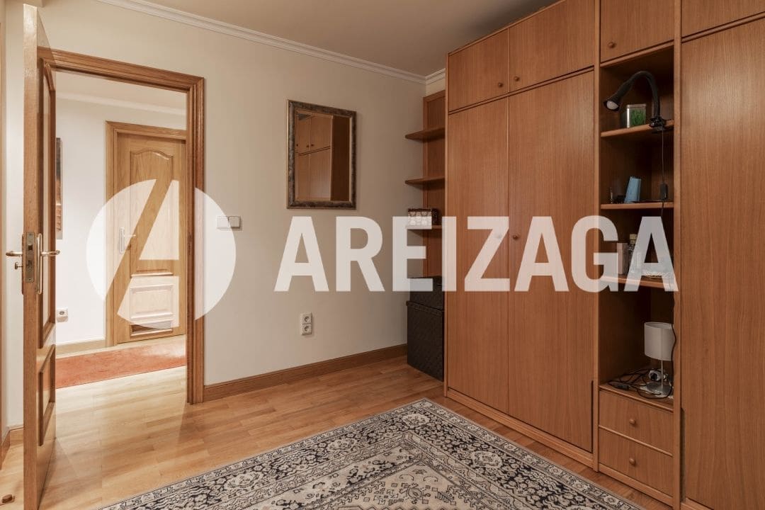 3 bedroom Flat for sale in Donostia-San Sebastian - € 1,250,000 (Ref: 9206109)
