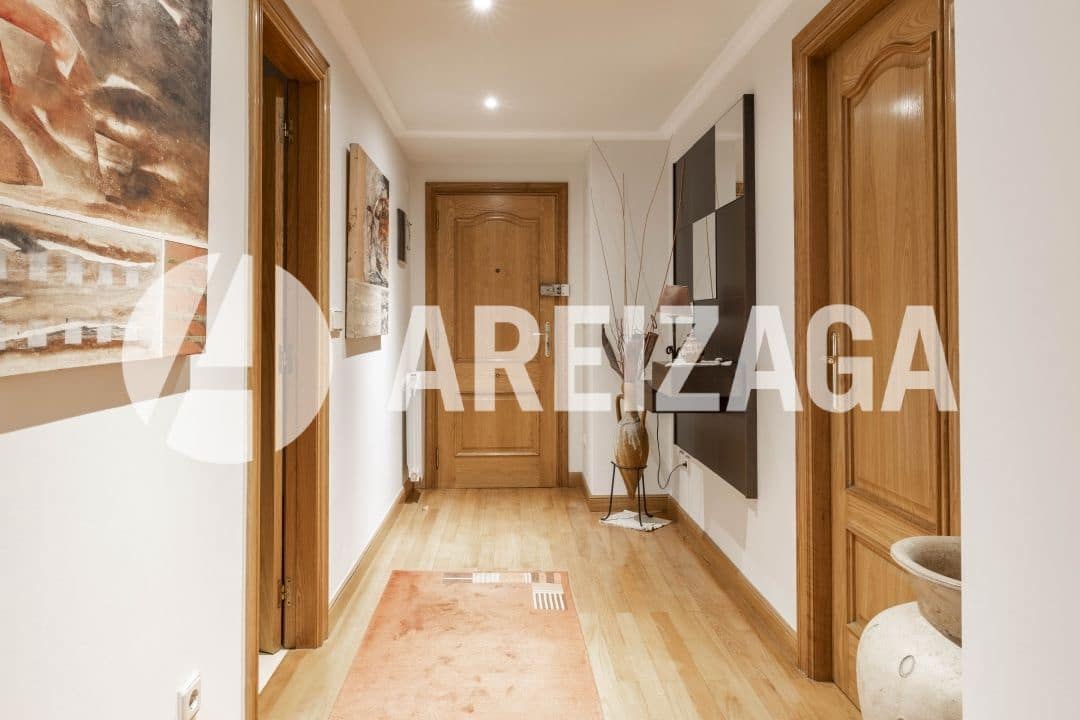 3 bedroom Flat for sale in Donostia-San Sebastian - € 1,250,000 (Ref: 9206109)