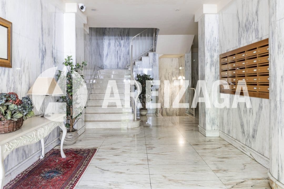 3 bedroom Flat for sale in Donostia-San Sebastian - € 1,250,000 (Ref: 9206109)