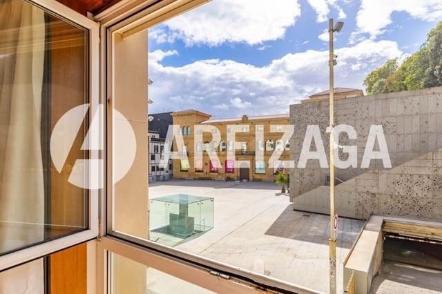 4 makuuhuone Asunto myytävänä paikassa Donostia-San Sebastián - 875 000 € (Ref: 9207705)