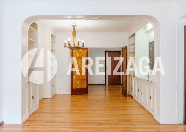 4 makuuhuone Asunto myytävänä paikassa Donostia-San Sebastián - 875 000 € (Ref: 9207705)