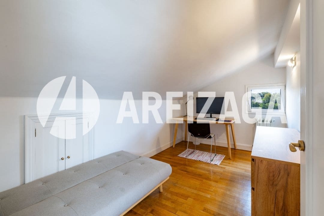 4 soveværelse Penthouse til salg i Donostia-San Sebastian - € 550.000 (Ref: 9245742)