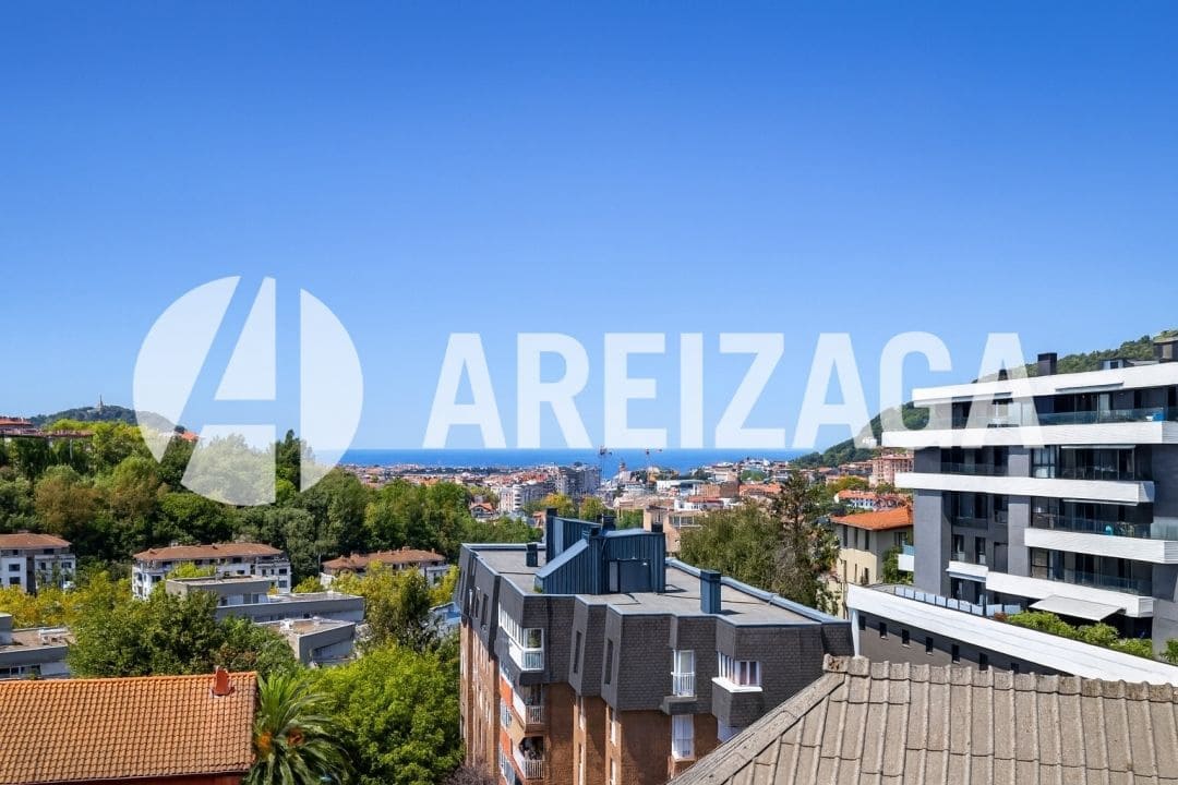 4 soveværelse Penthouse til salg i Donostia-San Sebastian - € 550.000 (Ref: 9245742)