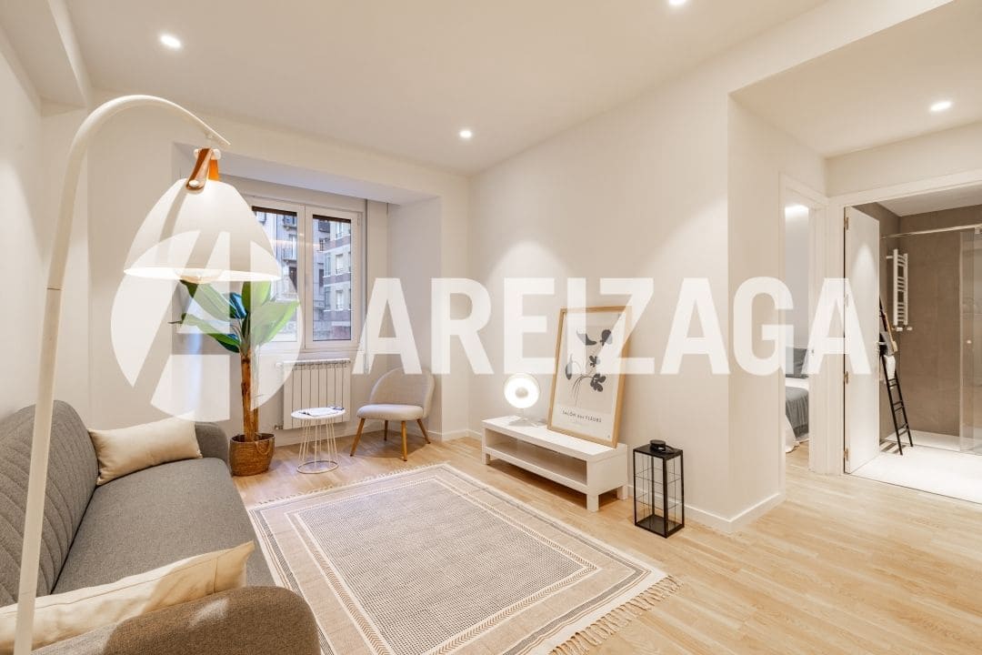 3 soveværelse Lejlighed til salg i Donostia-San Sebastian - € 595.000 (Ref: 9261873)