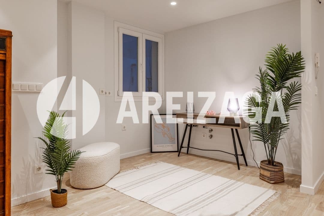 3 soveværelse Lejlighed til salg i Donostia-San Sebastian - € 595.000 (Ref: 9261873)