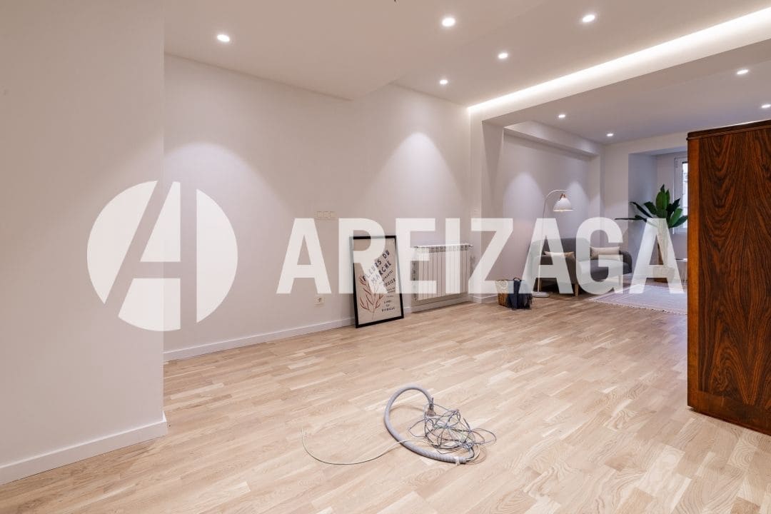 3 soveværelse Lejlighed til salg i Donostia-San Sebastian - € 595.000 (Ref: 9261873)