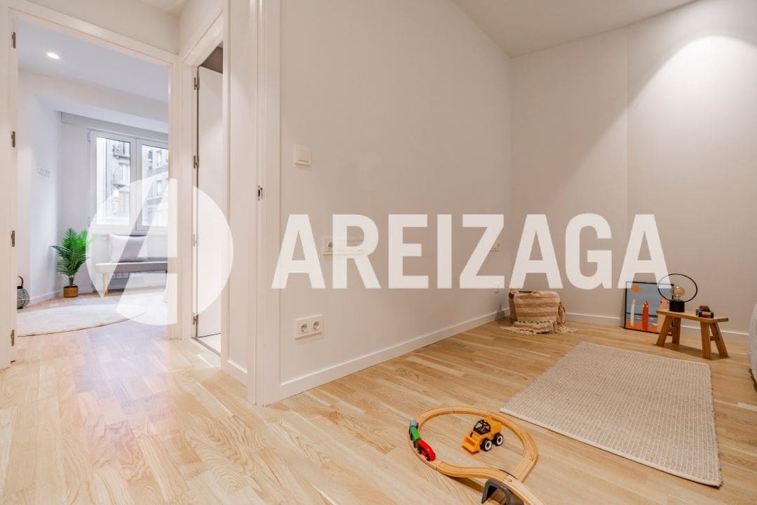 3 soveværelse Lejlighed til salg i Donostia-San Sebastian - € 595.000 (Ref: 9261873)