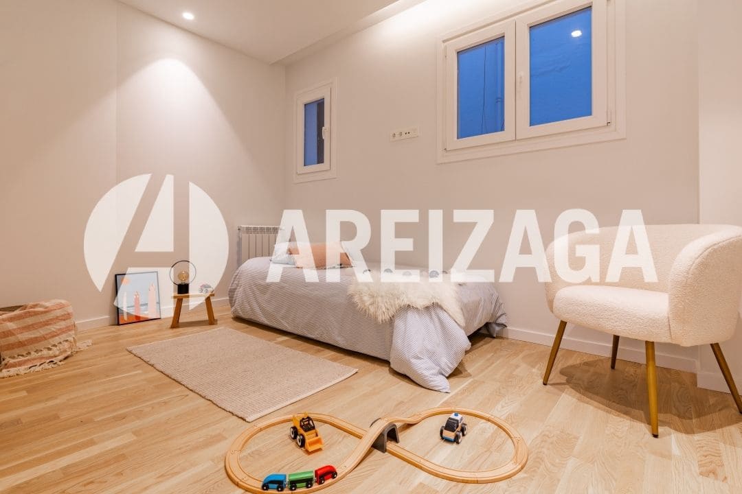 3 soveværelse Lejlighed til salg i Donostia-San Sebastian - € 595.000 (Ref: 9261873)