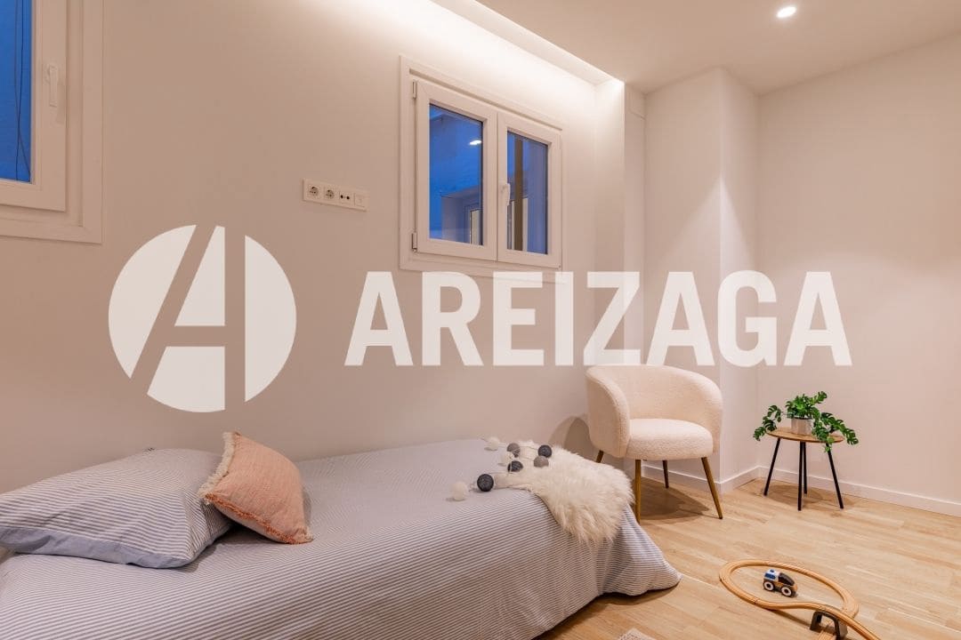 3 soveværelse Lejlighed til salg i Donostia-San Sebastian - € 595.000 (Ref: 9261873)