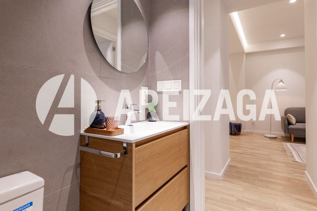 3 soveværelse Lejlighed til salg i Donostia-San Sebastian - € 595.000 (Ref: 9261873)