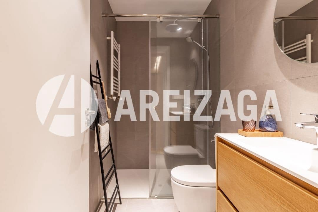 3 soveværelse Lejlighed til salg i Donostia-San Sebastian - € 595.000 (Ref: 9261873)