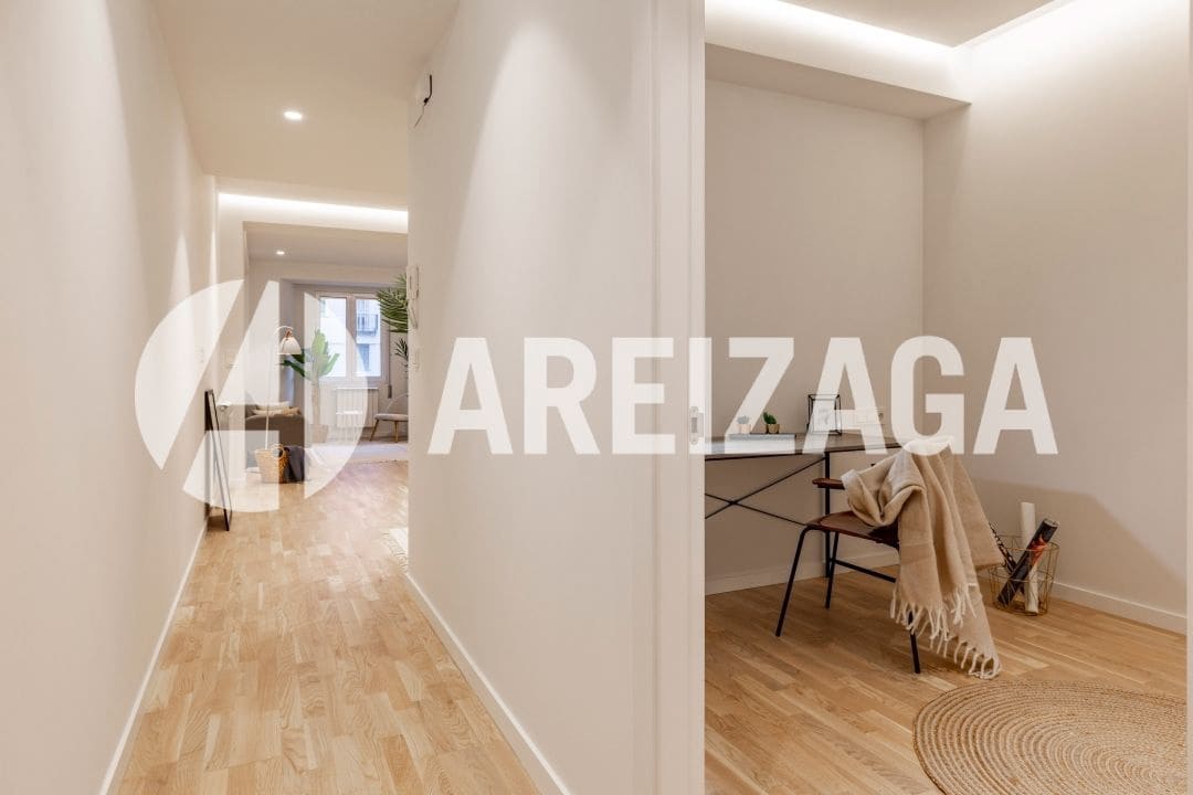 3 soveværelse Lejlighed til salg i Donostia-San Sebastian - € 595.000 (Ref: 9261873)