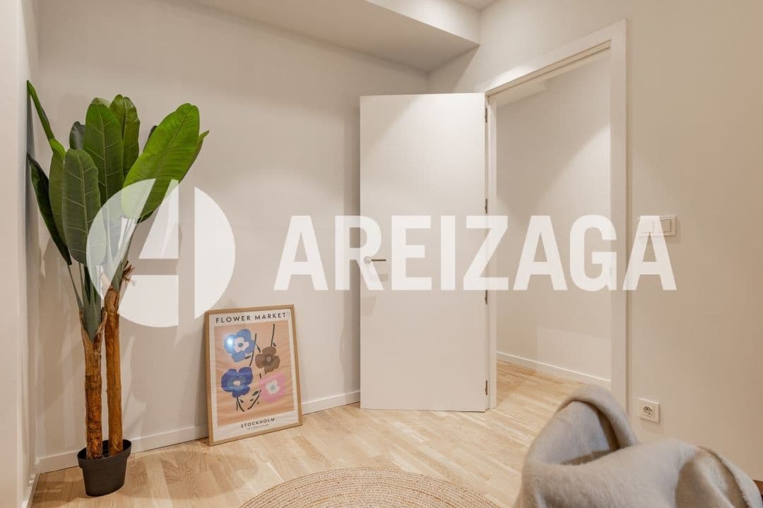 3 soveværelse Lejlighed til salg i Donostia-San Sebastian - € 595.000 (Ref: 9261873)