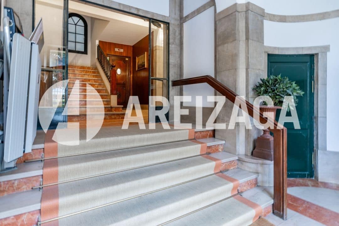 3 soveværelse Lejlighed til salg i Donostia-San Sebastian - € 595.000 (Ref: 9261873)