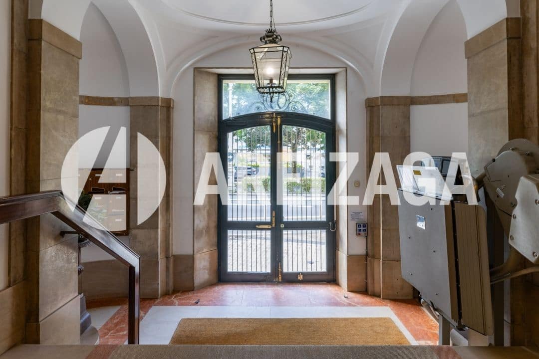 3 soveværelse Lejlighed til salg i Donostia-San Sebastian - € 595.000 (Ref: 9261873)