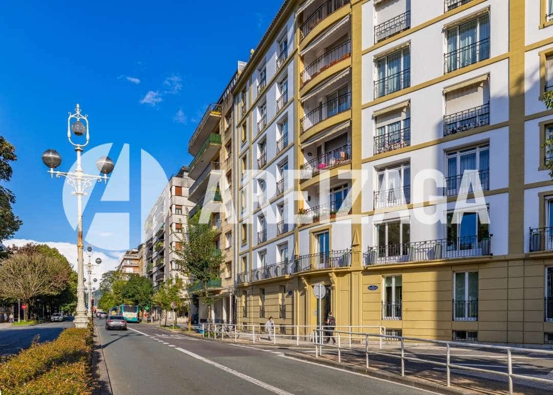 3 soveværelse Lejlighed til salg i Donostia-San Sebastian - € 595.000 (Ref: 9261873)