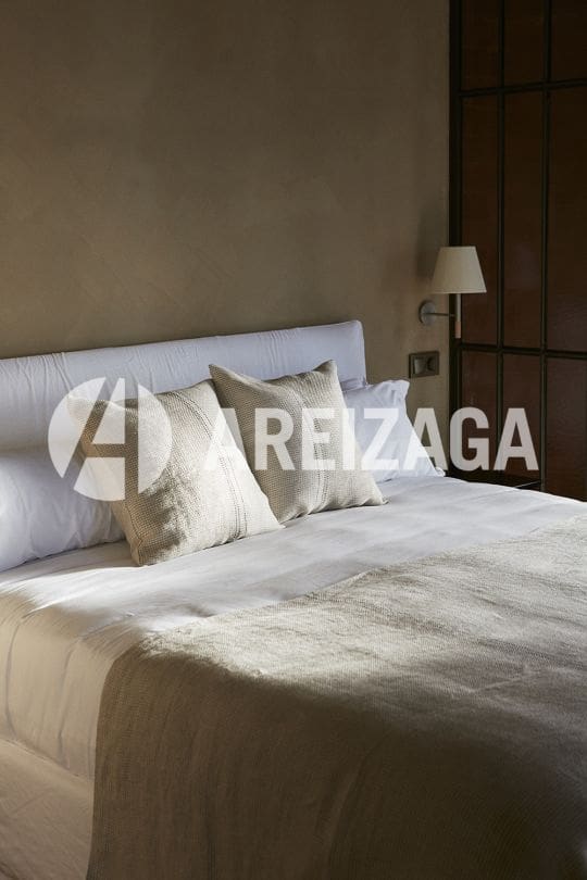 9 soveværelse Hotel til salg i Donostia-San Sebastian med swimmingpool - € 3.450.000 (Ref: 9274691)