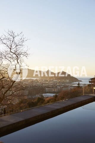9 bedroom Hotel for sale in Donostia-San Sebastián with pool - € 3,650,000 (Ref: 9274691)