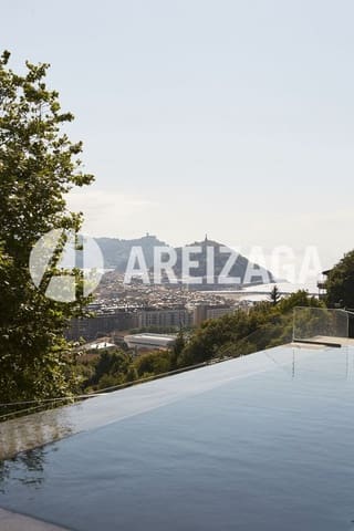 9 bedroom Hotel for sale in Donostia-San Sebastián with pool - € 3,650,000 (Ref: 9274691)