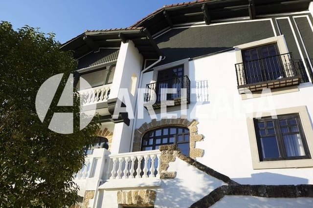 9 bedroom Hotel for sale in Donostia-San Sebastián with pool - € 3,650,000 (Ref: 9274691)