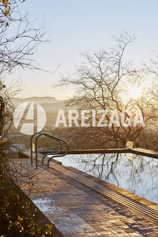 9 bedroom Hotel for sale in Donostia-San Sebastián with pool - € 3,650,000 (Ref: 9274691)