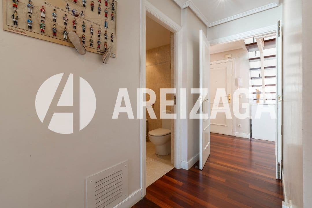 3 soverom Leilighet til salgs i Donostia-San Sebastian - € 775 000 (Ref: 9283951)