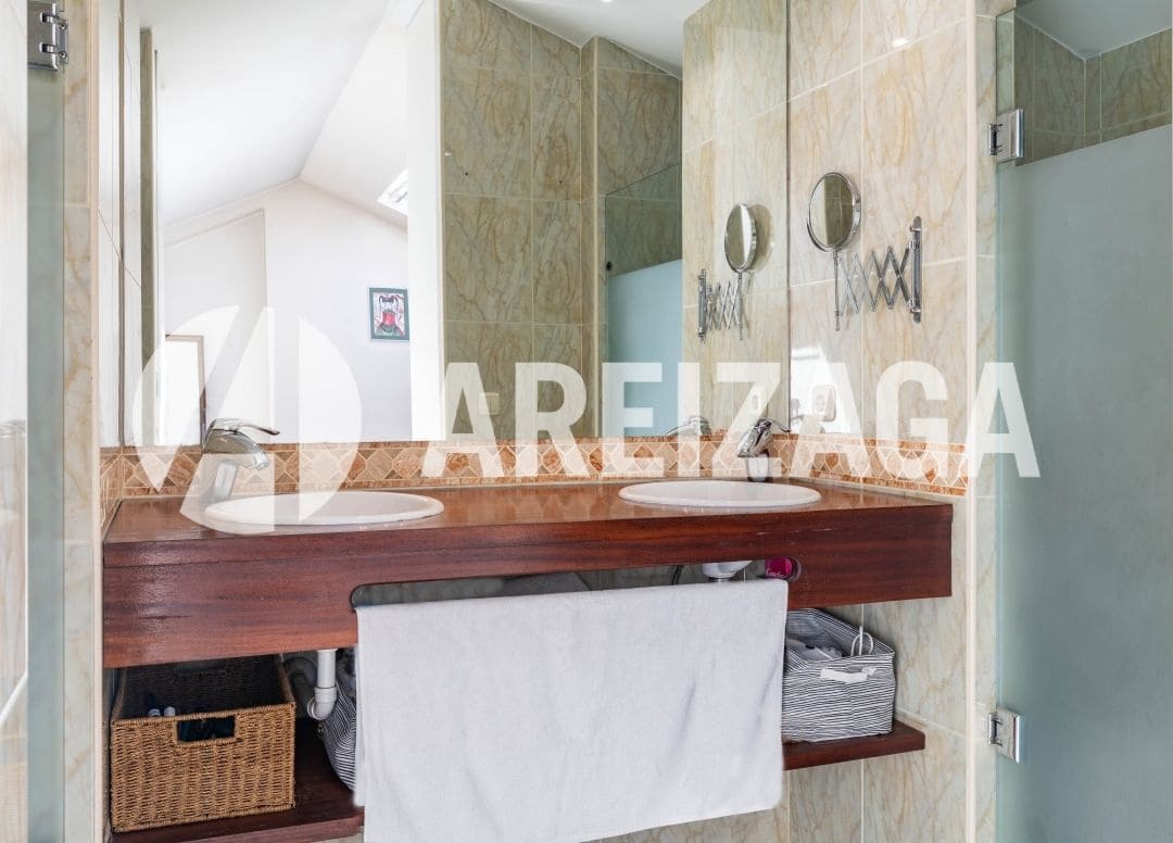 3 soverom Leilighet til salgs i Donostia-San Sebastian - € 775 000 (Ref: 9283951)