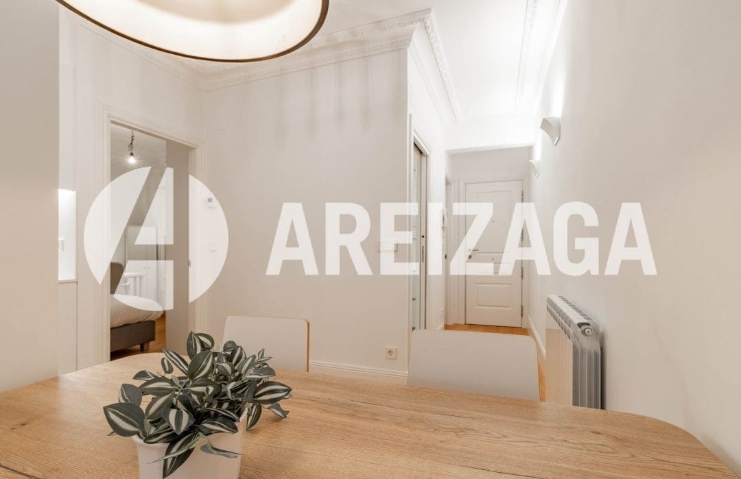 3 chambre Appartement à vendre à Donostia-San Sebastian - 450 000 € (Ref: 9307154)