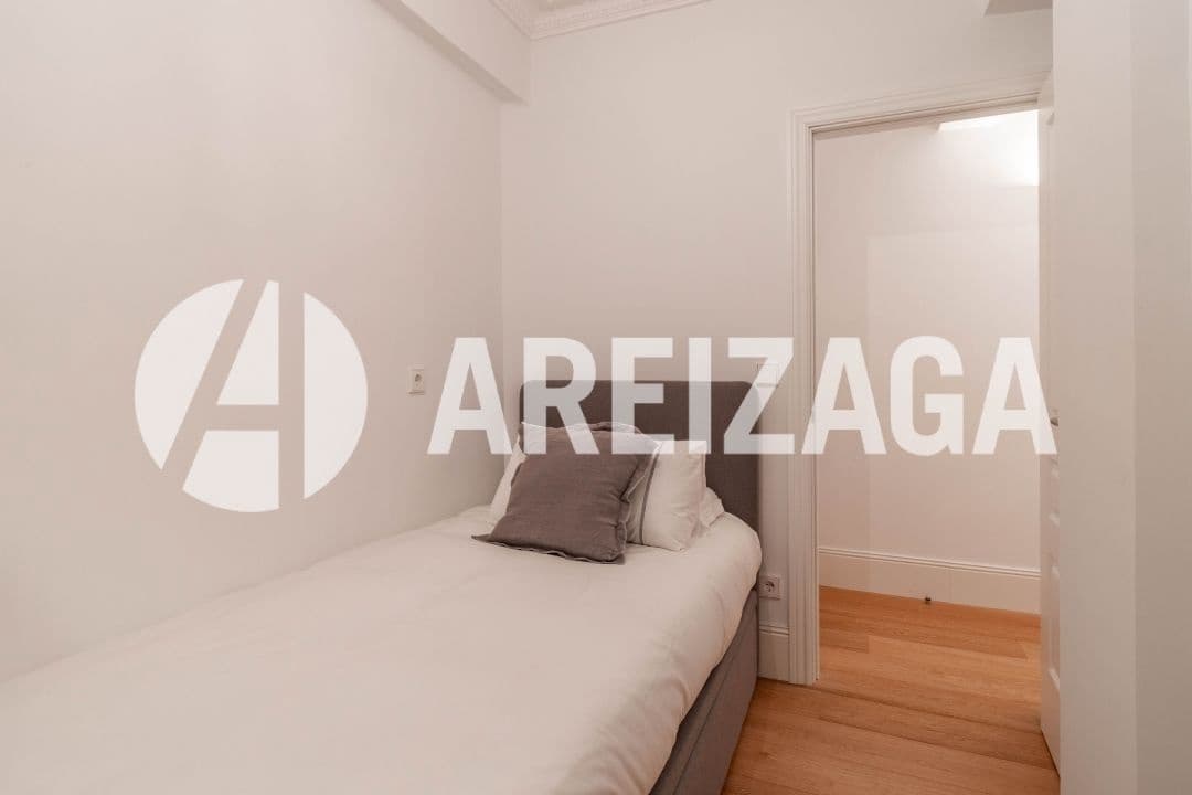 3 chambre Appartement à vendre à Donostia-San Sebastian - 450 000 € (Ref: 9307154)