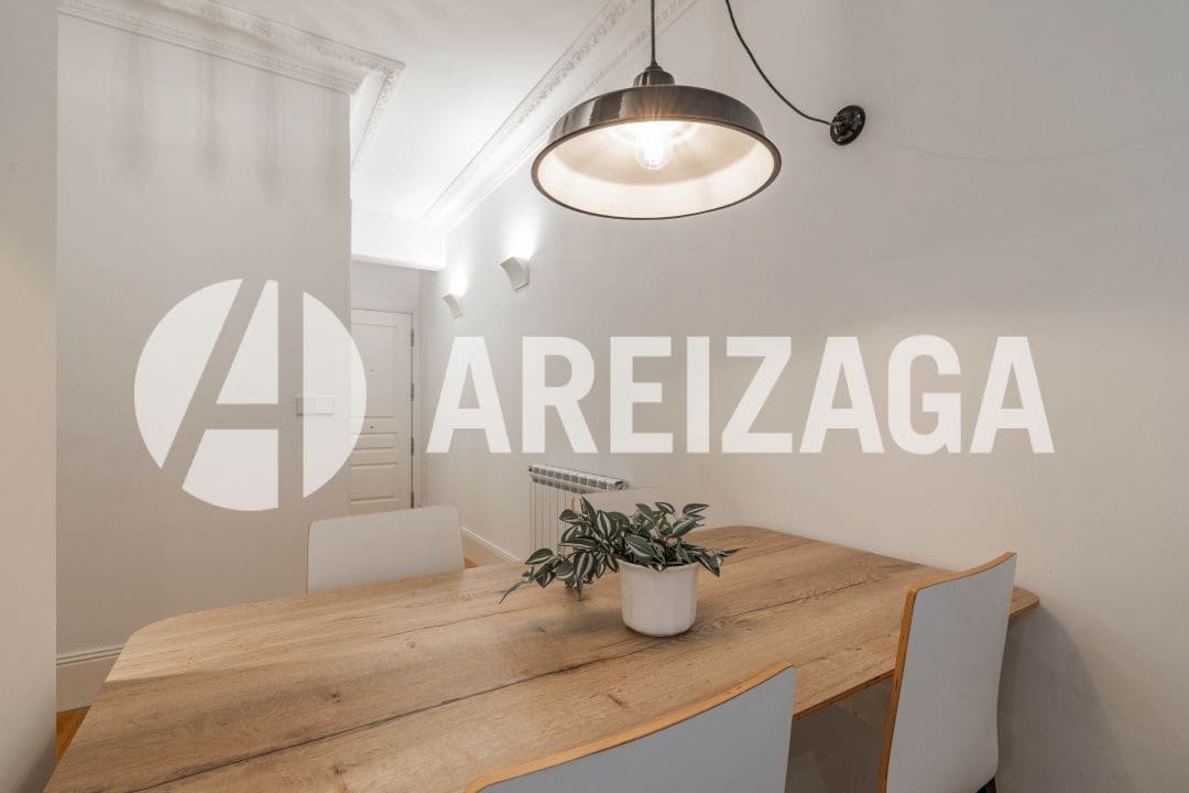 3 chambre Appartement à vendre à Donostia-San Sebastian - 450 000 € (Ref: 9307154)