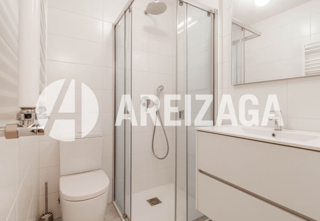 3 chambre Appartement à vendre à Donostia-San Sebastian - 450 000 € (Ref: 9307154)