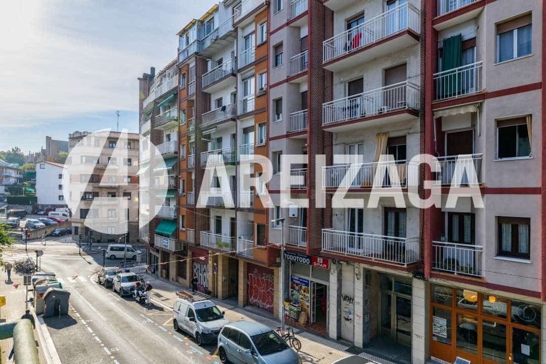 3 chambre Appartement à vendre à Donostia-San Sebastian - 450 000 € (Ref: 9307154)