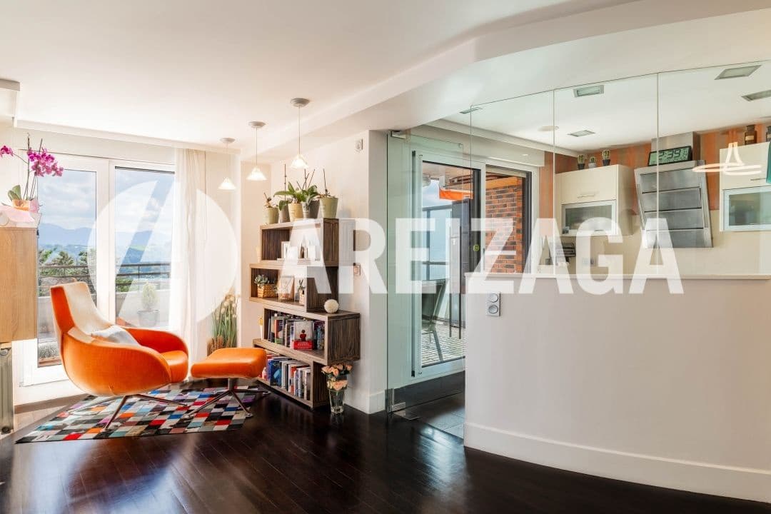 2 slaapkamer Flat te koop in Donostia-San Sebastian met zwembad - € 860.000 (Ref: 9319888)