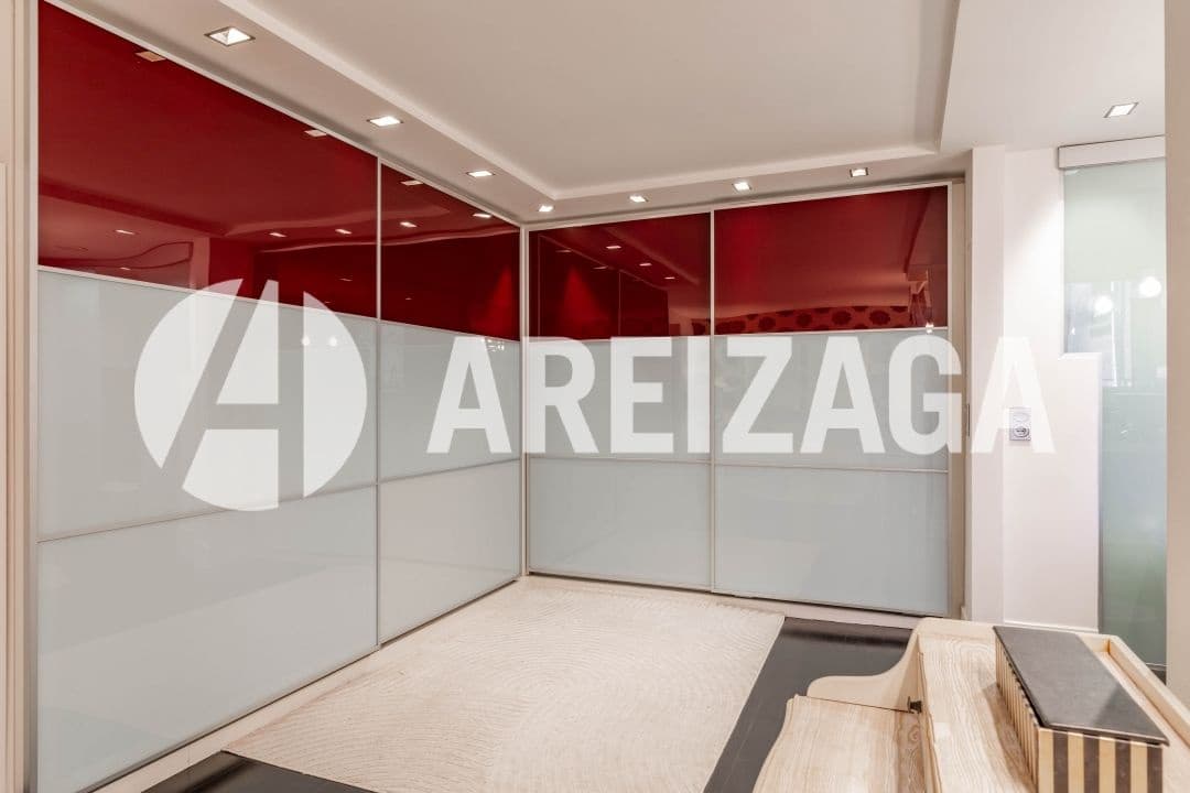 2 slaapkamer Flat te koop in Donostia-San Sebastian met zwembad - € 860.000 (Ref: 9319888)