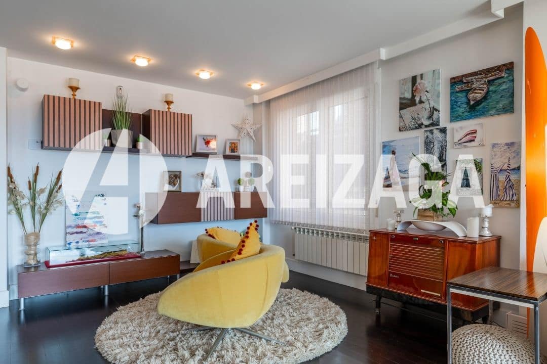 2 slaapkamer Flat te koop in Donostia-San Sebastian met zwembad - € 860.000 (Ref: 9319888)