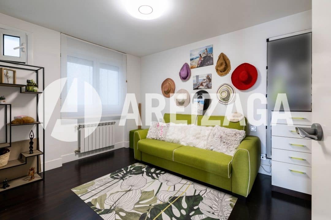 2 slaapkamer Flat te koop in Donostia-San Sebastian met zwembad - € 860.000 (Ref: 9319888)