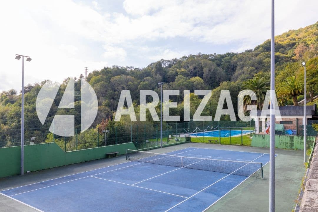 2 slaapkamer Flat te koop in Donostia-San Sebastian met zwembad - € 860.000 (Ref: 9319888)